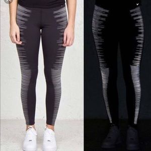 NIKE RARE Printed Reflective Running Tights